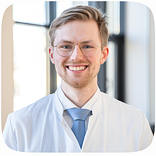 Herr Hillebrand